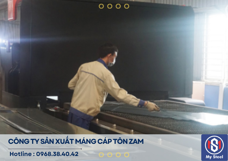 địa chỉ gia công máng cáp tôn zam